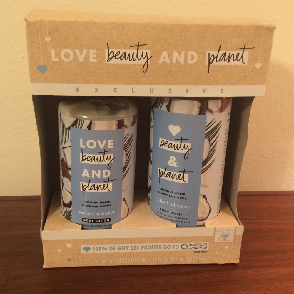 New Love Beauty & Planet gift set